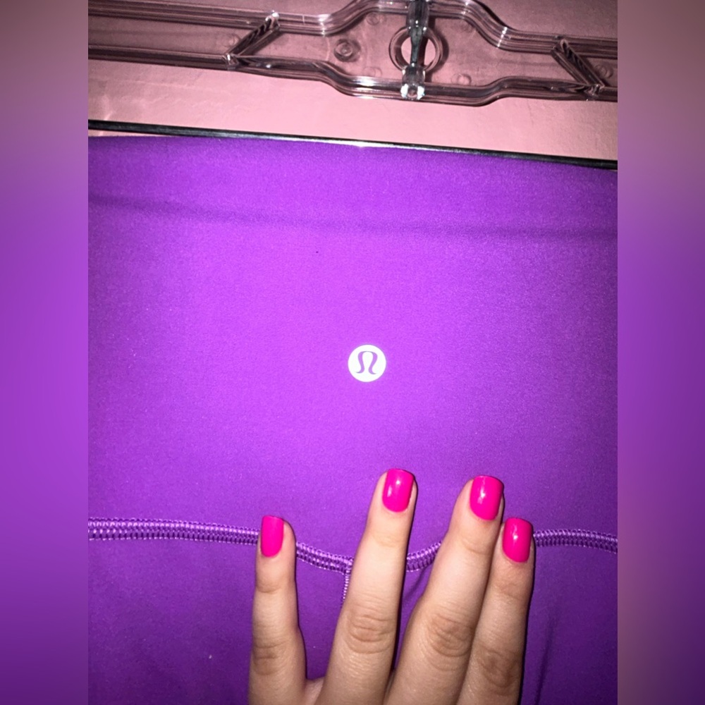 Purple lululemon leggings.